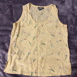 Vintage floral top .